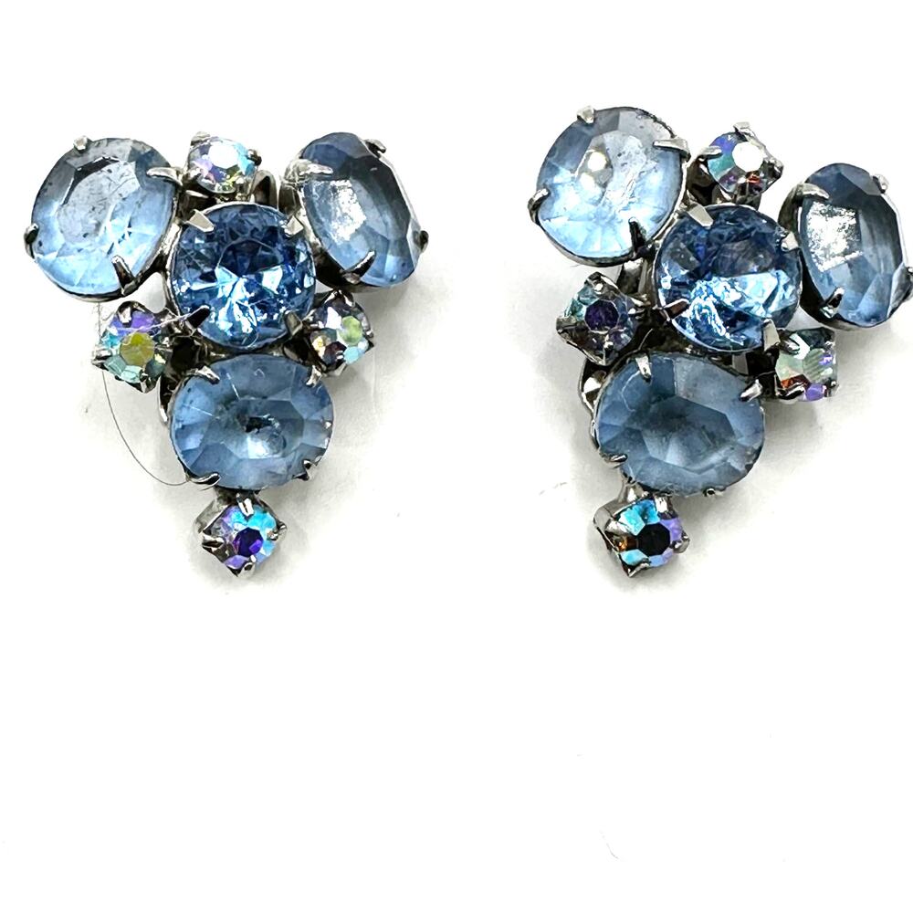 Vintage Clip On Earrings Blue Silver tone Round Glass Stone Retro Estate Jewelry